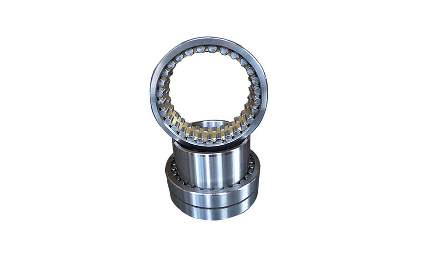 Four row cylindrical roller bearings